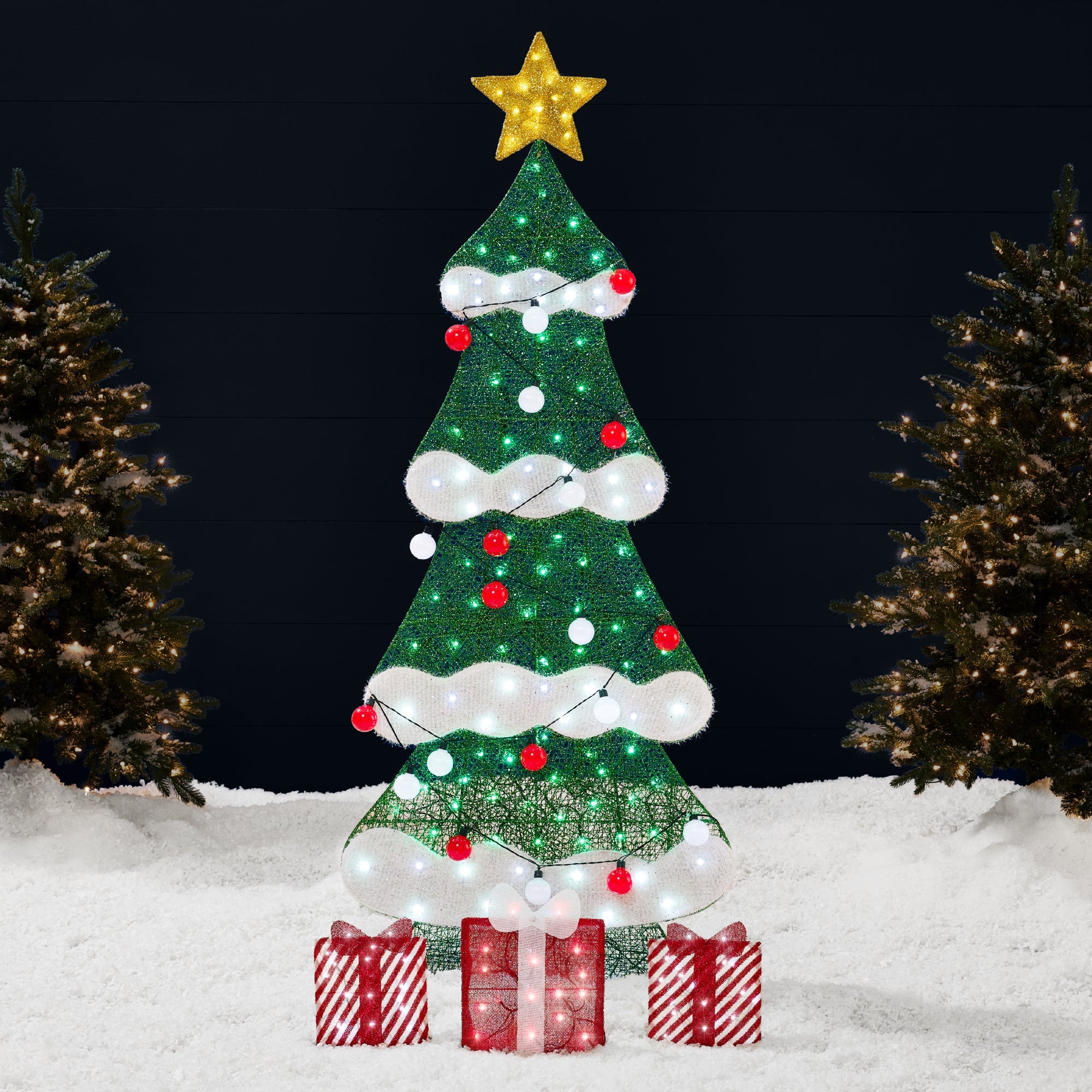 6ft Lighted 2D Christmas Tree Outdoor Decor w/ 170 LED Lights 3 Gift Boxes